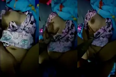 Ibu Kos Toket Gemoy Serang Penghuni Kamar Bikin Sange