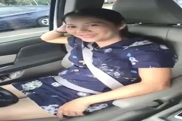 Miss Mega Tampil Kembali Pamer Atraksi Ngocok Lendir