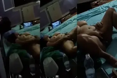 Ngintip Tante Tobrut Lagi Colmek Liar